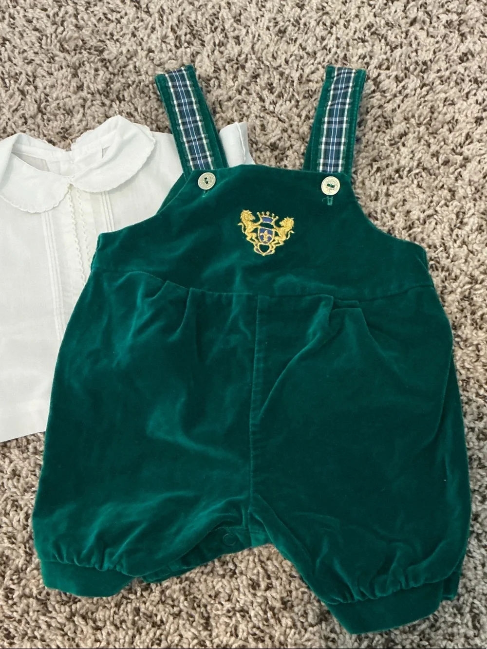 Bundle of 6-9 mo baby boy outfits, sleepers